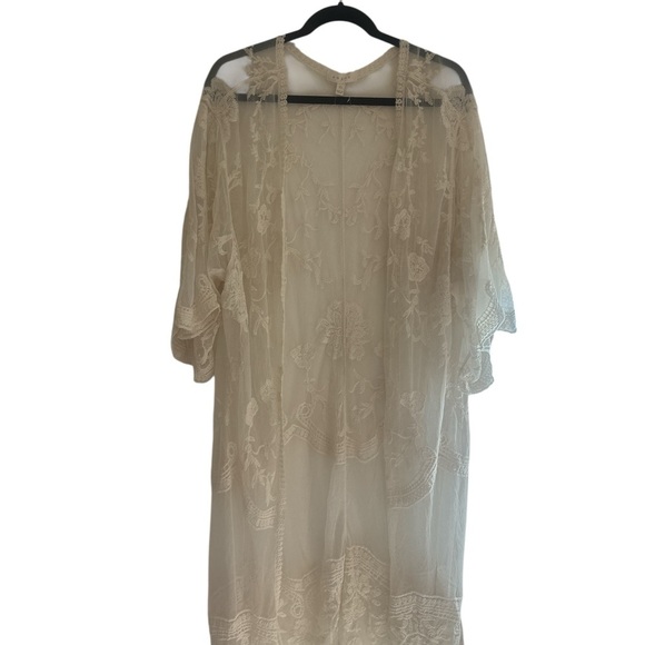 Adiva Cream Lace Overlay Sz XL - Picture 5 of 8